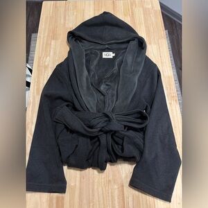 Men’s Ugg Robe, medium!